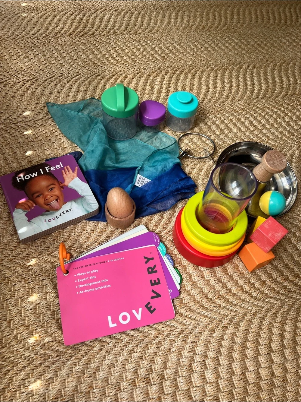 Lovevery Playkit 9-10M The Explorer Sensory Play Set